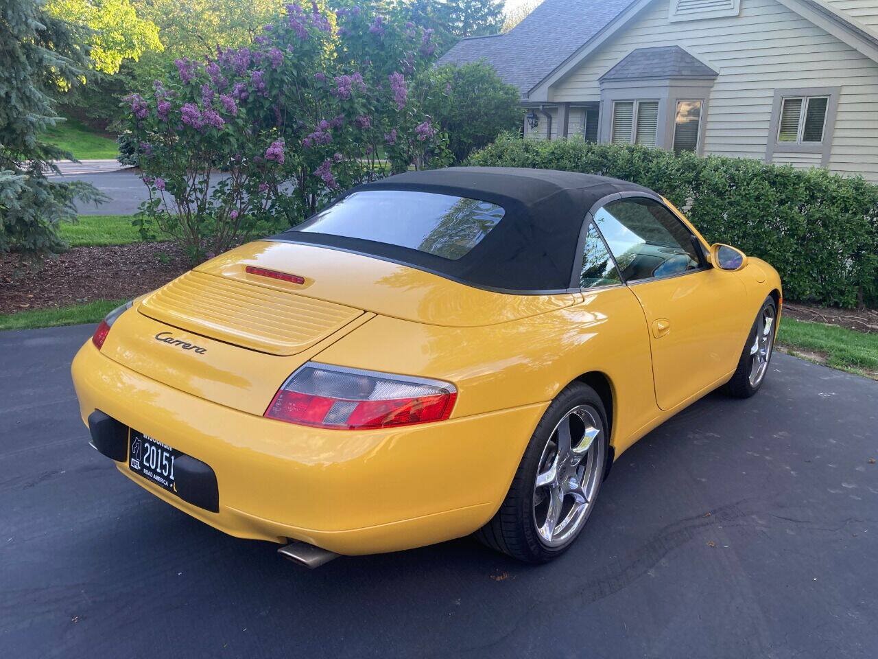Used 2001 Porsche 911 Cabriolet image 31
