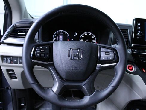 Used 2025 Honda Odyssey EX-L image 19