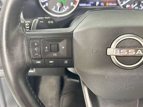 Used 2025 Nissan Rogue SV AWD/4WD image 19
