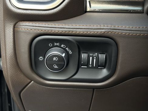 New 2026 RAM 2500 Limited AWD/4WD image 25