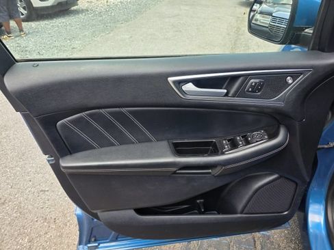 Used 2019 Ford Edge ST w/ Convenience Package AWD/4WD image 11