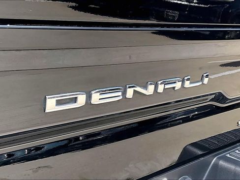Used 2024 GMC Sierra 1500 Denali w/ Denali Reserve Package AWD/4WD image 10
