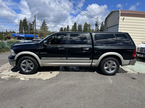 Used 2009 Dodge Ram 1500 Truck Laramie image 2