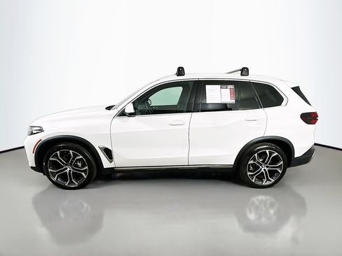 Used 2024 BMW X5 xDrive40i w/ Parking Assistance Package AWD/4WD image 5