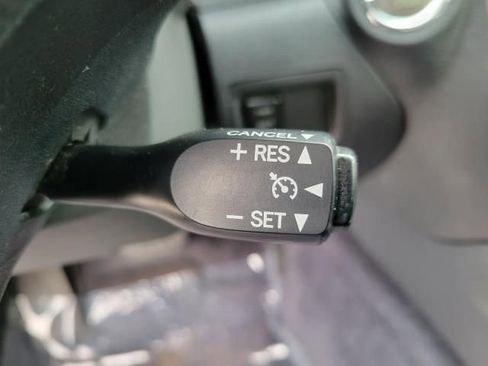 Used 2013 Lexus IS 350C w/ Luxury Pkg image 19