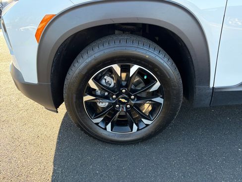 Used 2023 Chevrolet TrailBlazer LT image 27