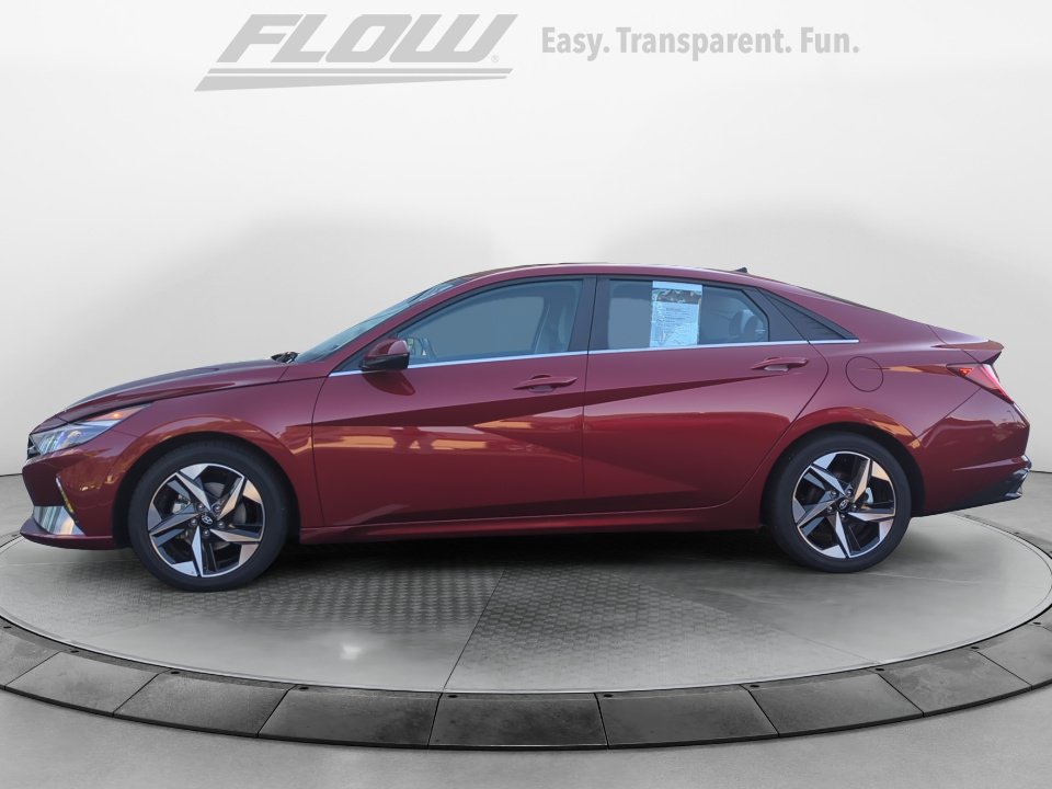 Used 2023 Hyundai Elantra Limited FWD image 4