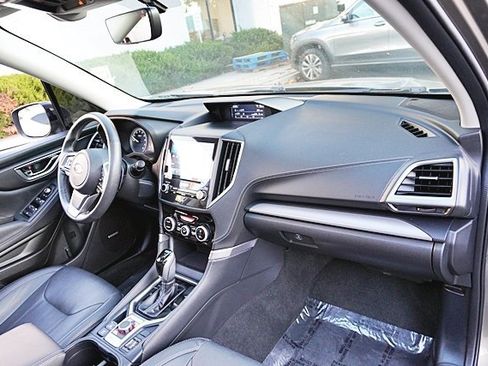 Used 2021 Subaru Forester Limited w/ Popular Package #3 image 10