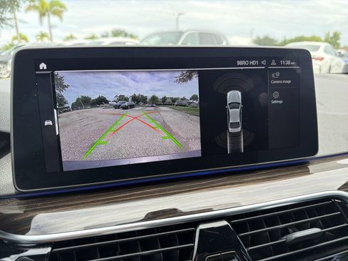 Used 2023 BMW 540i w/ Convenience Package RWD image 26