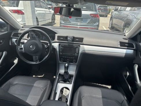 Used 2013 Volkswagen Passat 2.5 SE FWD image 12