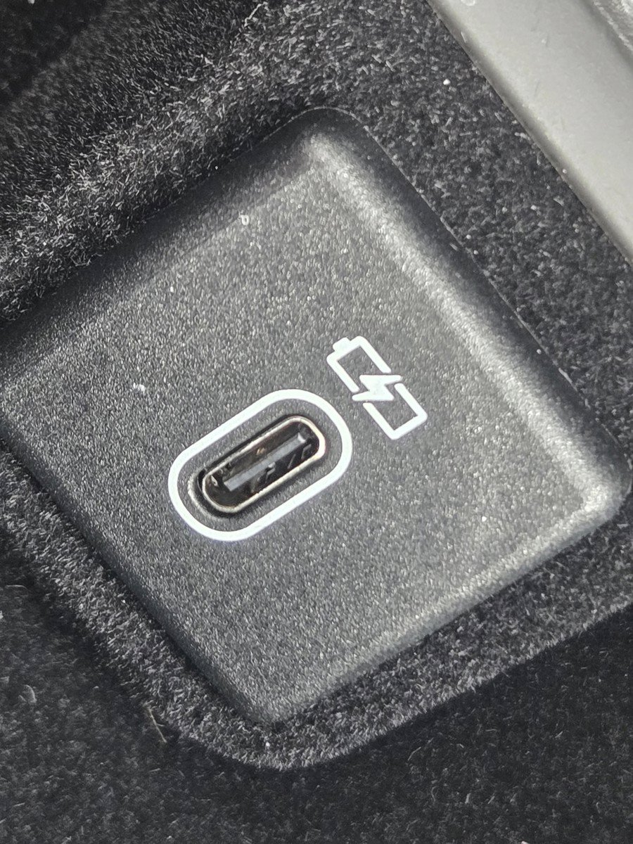 Used 2026 Land Rover Range Rover SE AWD/4WD image 19