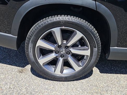 Certified 2023 Honda Pilot Elite image 9