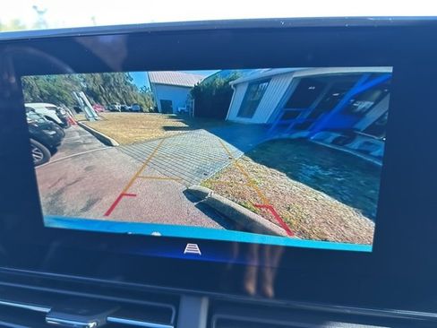 New 2026 Chevrolet Trax LT w/ Sunroof Package image 27