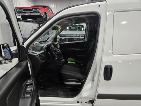 Used 2022 RAM ProMaster City Tradesman image 12