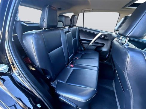 Used 2015 Toyota RAV4 Limited image 27