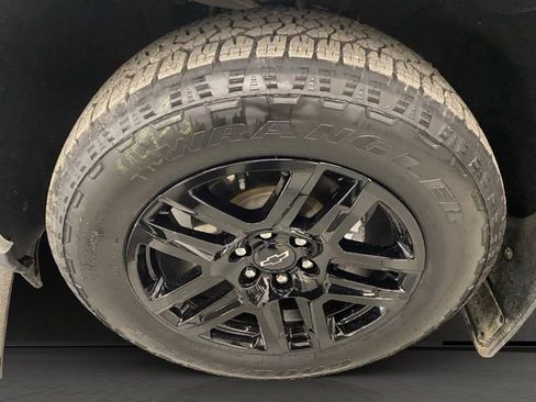 Used 2021 Chevrolet Silverado 1500 RST w/ Convenience Package II AWD/4WD image 28