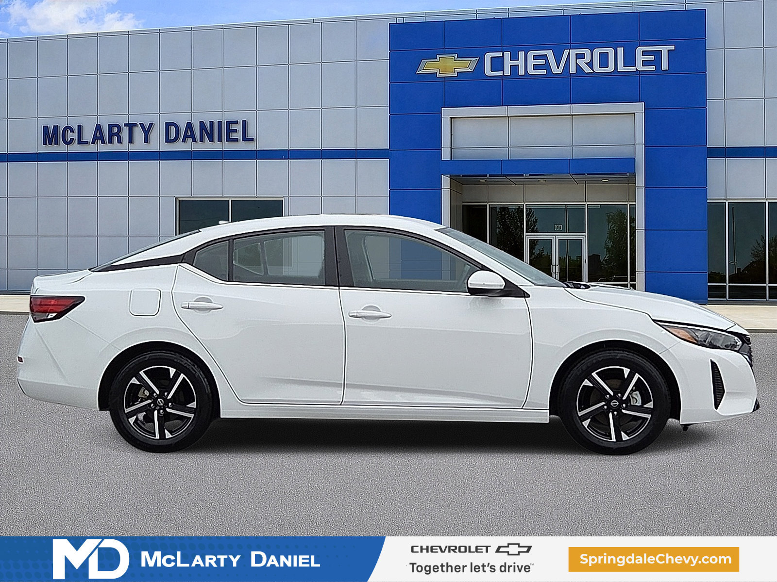 Used 2025 Nissan Sentra SV FWD image 6