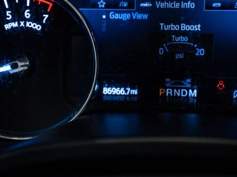 Used 2021 Ford Expedition Max Limited image 18