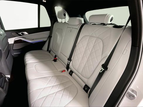 Certified 2026 BMW X5 xDrive40i image 24