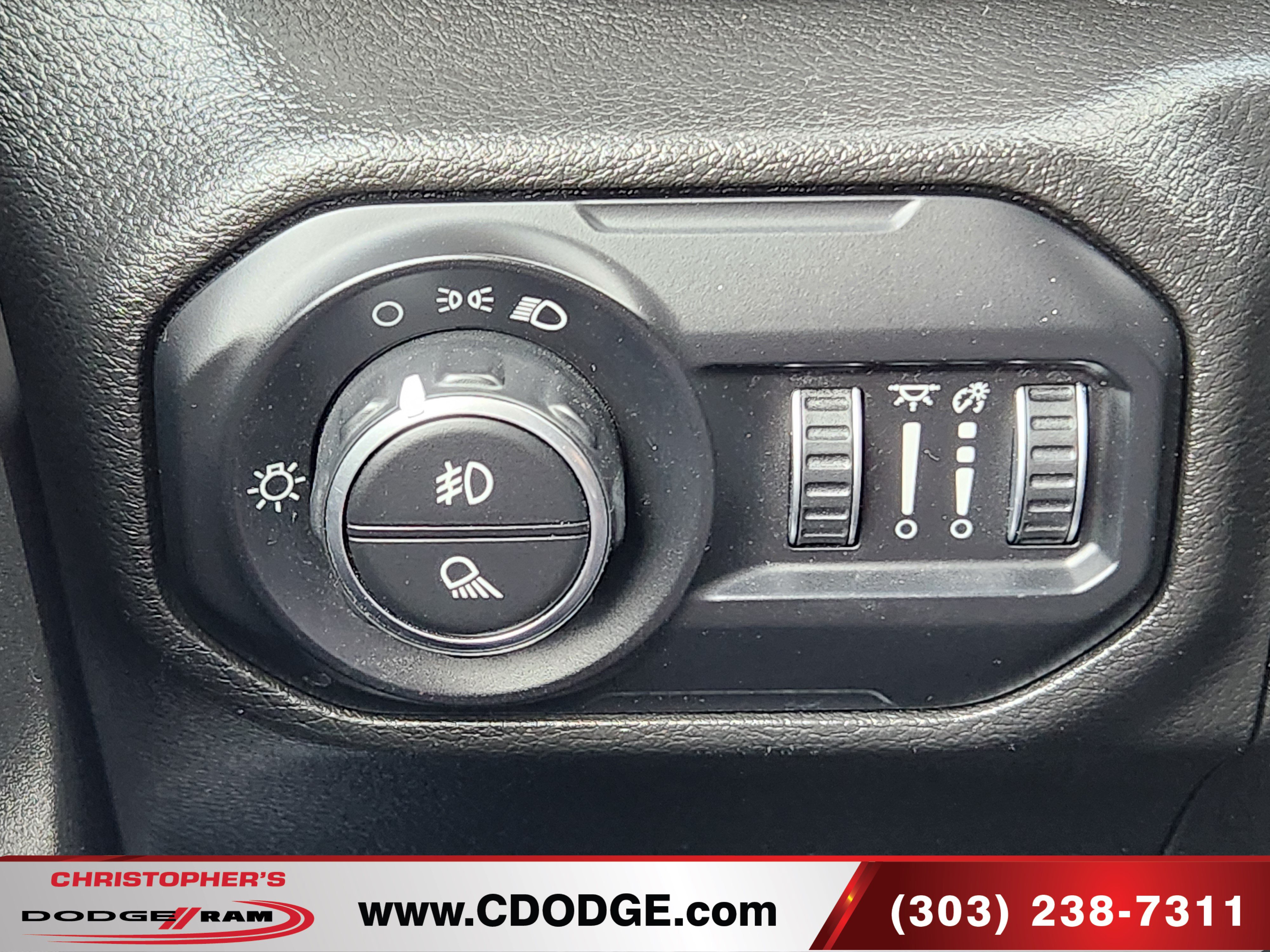 Used 2022 Jeep Gladiator Sport w/ Trailer Tow Package AWD/4WD image 29