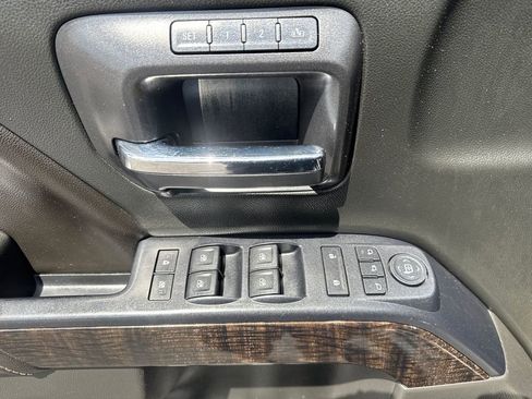 Used 2015 GMC Sierra 1500 Denali AWD/4WD image 12
