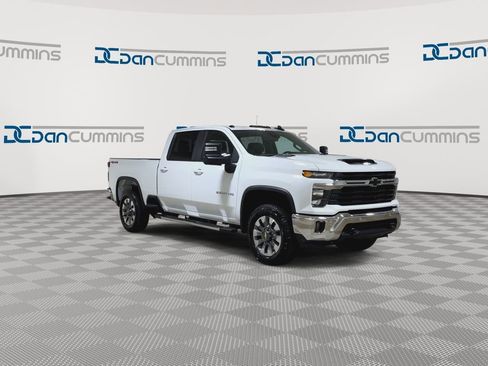 New 2026 Chevrolet Silverado 2500 LT w/ All Star Edition AWD/4WD image 3