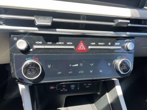 Used 2025 Hyundai Tucson SEL AWD/4WD image 29
