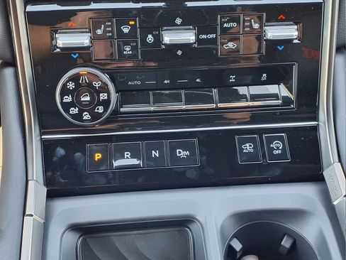 New 2026 Nissan Armada PRO-4X image 18