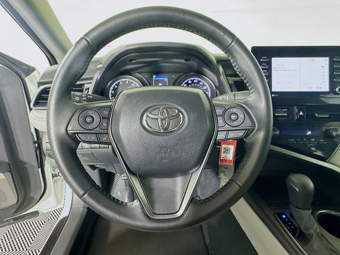 Used 2023 Toyota Camry SE FWD image 15