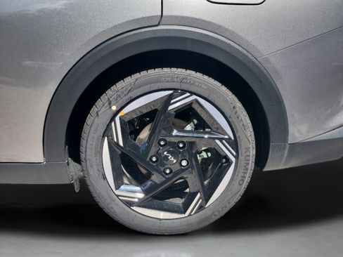 Certified 2025 Kia K4 EX FWD image 30