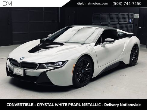 Used 2019 BMW i8 Roadster AWD/4WD image 1