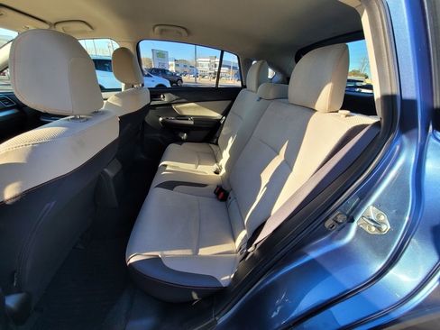 Used 2016 Subaru Crosstrek 2.0i Premium image 18