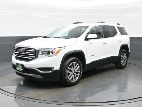 Used 2019 GMC Acadia SLE AWD/4WD image 2