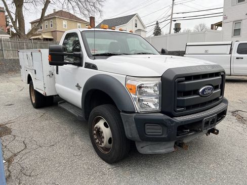 Used 2014 Ford F550 4x4 Regular Cab Super Duty w/ Power Equipment Group image 2