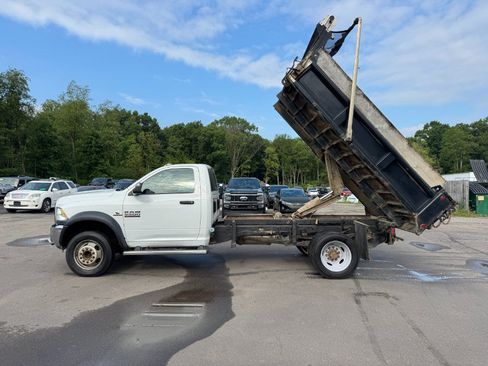 Used 2018 RAM 5500 Tradesman w/ Power & Remote Entry Group AWD/4WD image 2