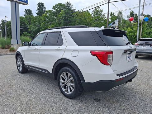 Certified 2024 Ford Explorer XLT w/ Equipment Group 202A AWD/4WD image 22