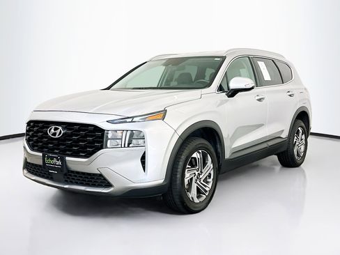 Used 2023 Hyundai Santa Fe SEL image 3