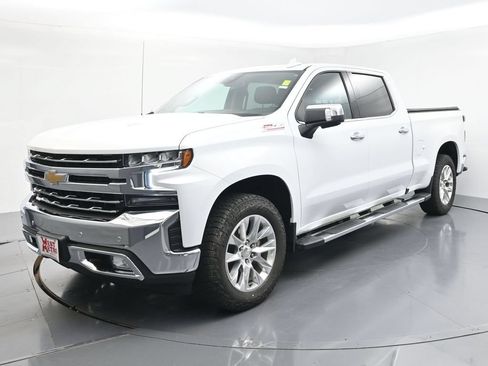 Used 2022 Chevrolet Silverado 1500 LTZ w/ Safety Package II AWD/4WD image 3