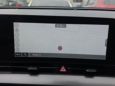 Used 2025 Kia Sportage SX image 27