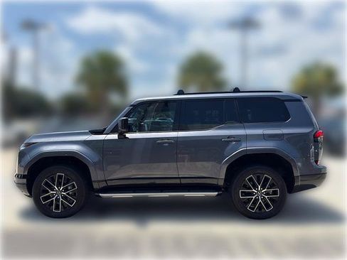 Used 2024 Lexus GX 550 w/ Accessory Package (Z1) AWD/4WD image 4