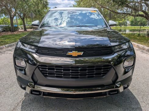 Used 2023 Chevrolet TrailBlazer ACTIV w/ Convenience Package FWD image 2
