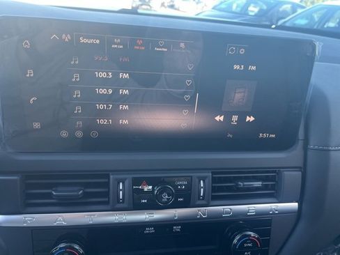 New 2026 Nissan Pathfinder S image 15