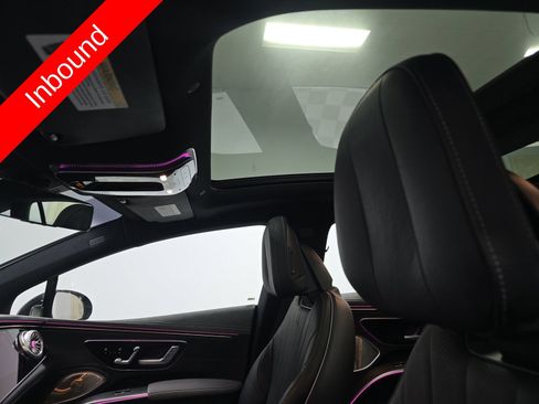 Used 2022 Mercedes-Benz EQS 580 4MATIC Sedan image 10