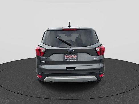 Used 2019 Ford Escape SE image 7
