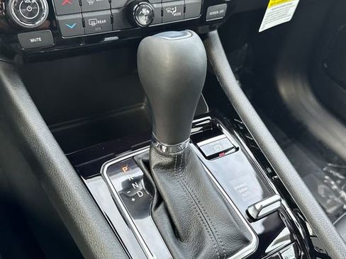 New 2026 Jeep Compass Latitude AWD/4WD image 20