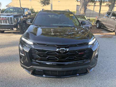 Used 2026 Chevrolet Equinox RS w/ Convenience Package III FWD image 2