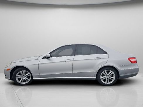 Used 2011 Mercedes-Benz E 350 4MATIC Sedan w/ Premium 1 Pkg image 21