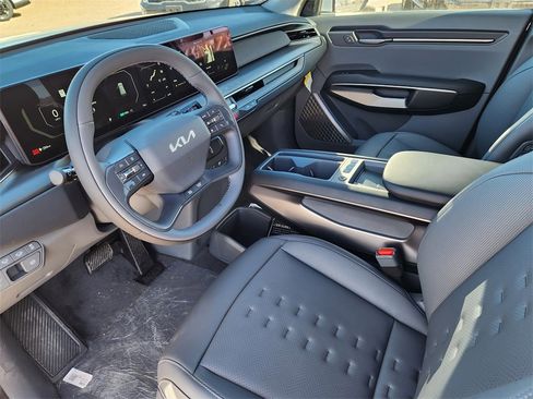 New 2026 Kia EV9 Wind image 7