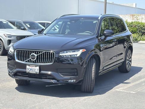 Certified 2023 Volvo XC90 B5 Core AWD/4WD image 3