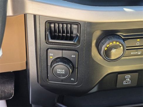 Used 2023 Ford F150 XLT image 17